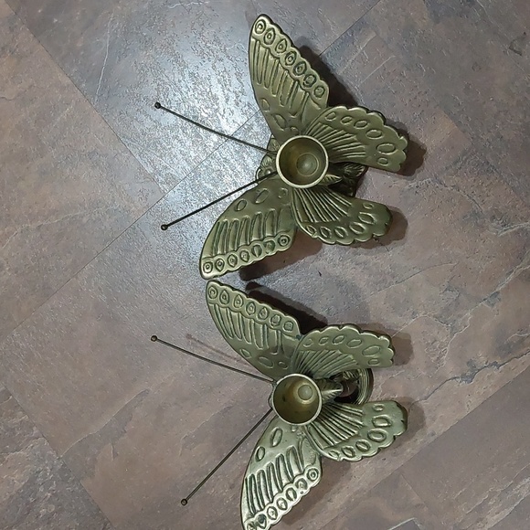 Vintage 1970's Pr. Solid Brass Butterfly Candleholders - Picture 2 of 4